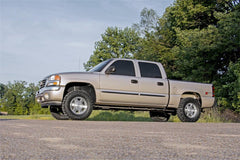 Rough Country 1.5 in. to 2.5 in Front Leveling Kit - 7592 - Black Patch Performance - ROUG7592