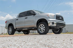 Rough Country 3.5 in Suspension Lift Kit w/Shocks - 76840 - Black Patch Performance - ROUG76840