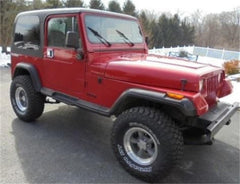 Rough Country 2.5 in Suspension Lift Kit w/Shocks - 615.20 - SUSPENSION LIFT KIT from Black Patch Performance